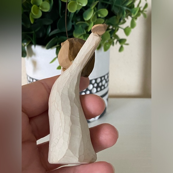 Willow Tree Birthday Girl Figurine Sculpture Susan Lordi Demdaco 2005 - Picture 4 of 5